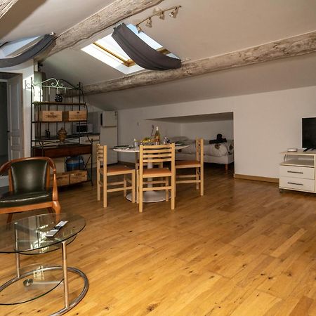 Saëns 7-T2 avec garage privé optionnel-Centre historique et plages à 16km ! Béziers Extérieur photo