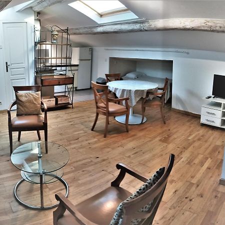 Saëns 7-T2 avec garage privé optionnel-Centre historique et plages à 16km ! Béziers Extérieur photo